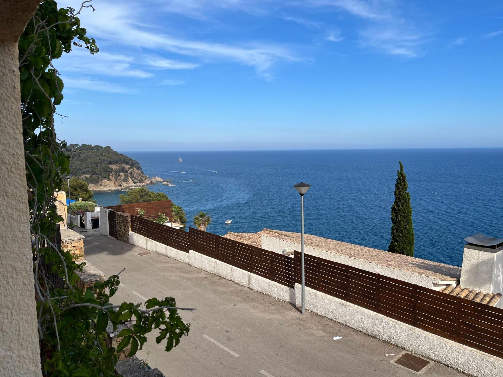 Valde Housing / Paradisiaca Costa Brava Con Garaje Appartement